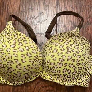 Victoria’s Secret bra